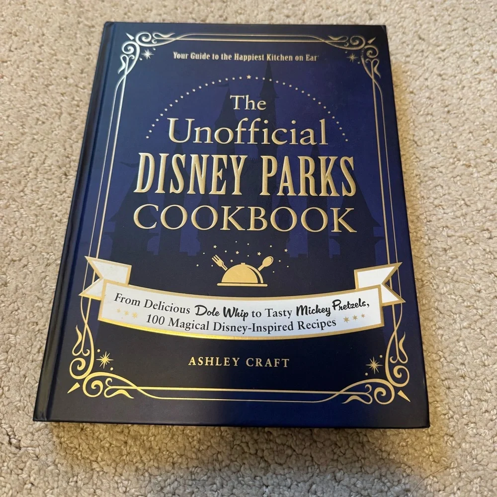 The Unofficial Disney Parks Cookbook - Picture 2 of 6